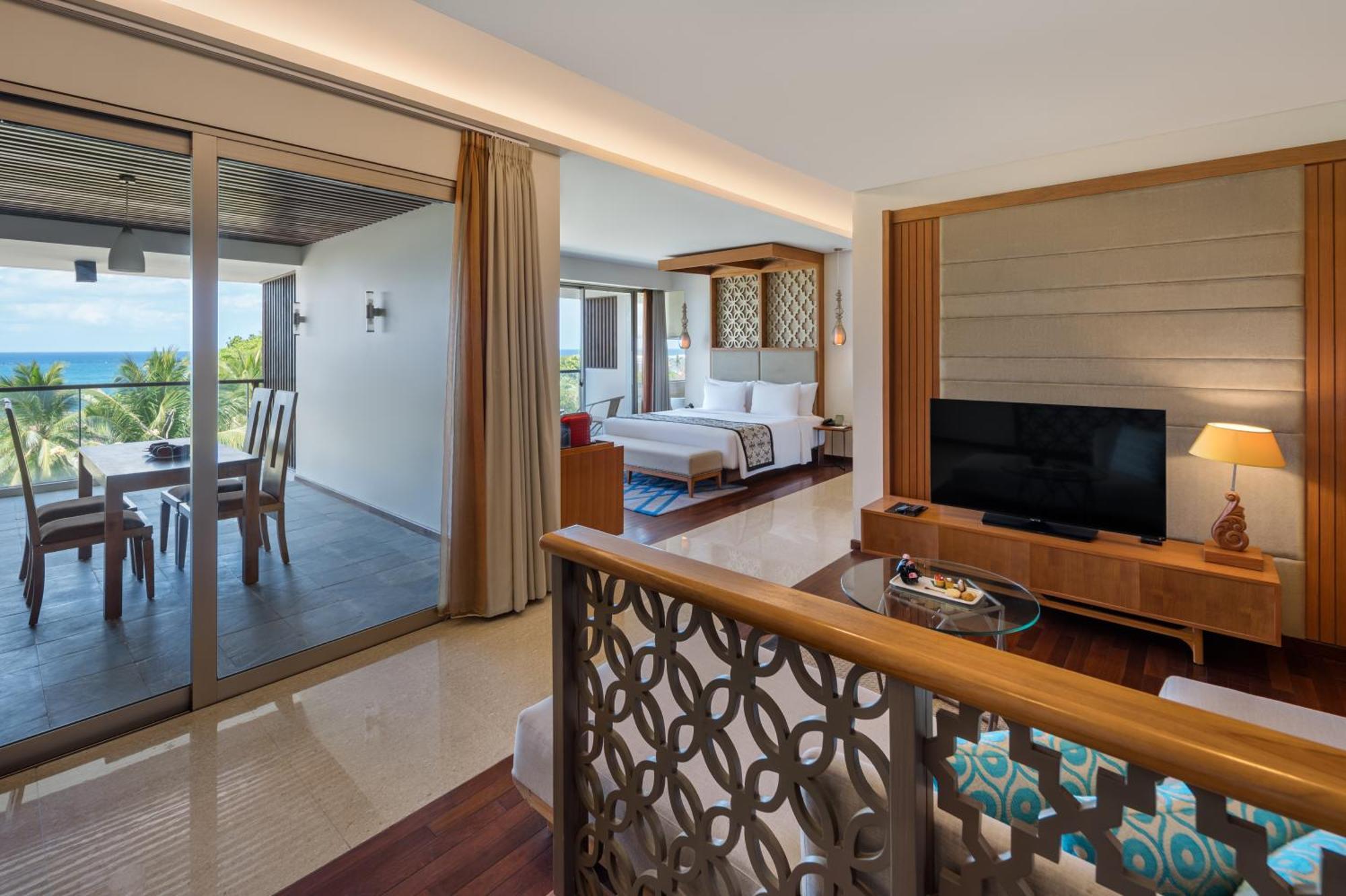 Merusaka Nusa Dua Exterior foto Suite at the hotel